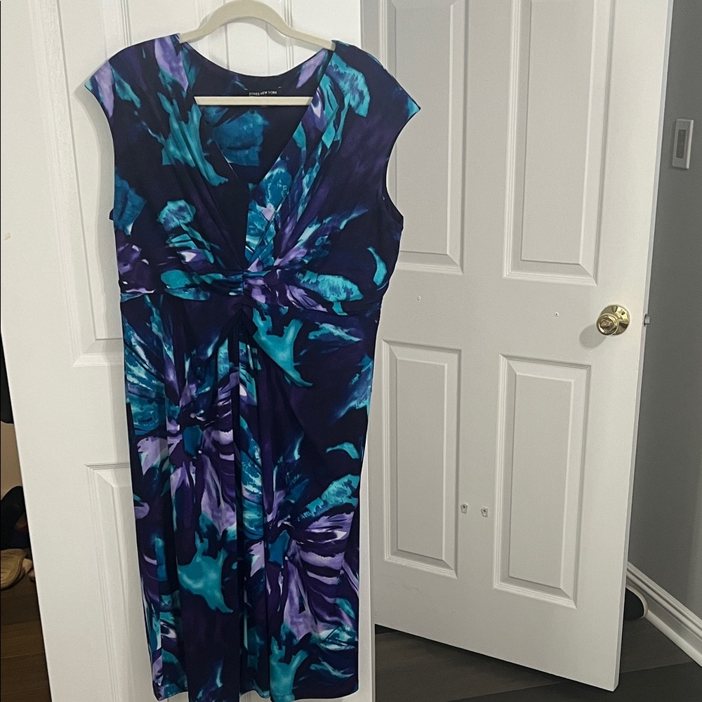 Jones New York Teal and Purple Floral Midi Dress